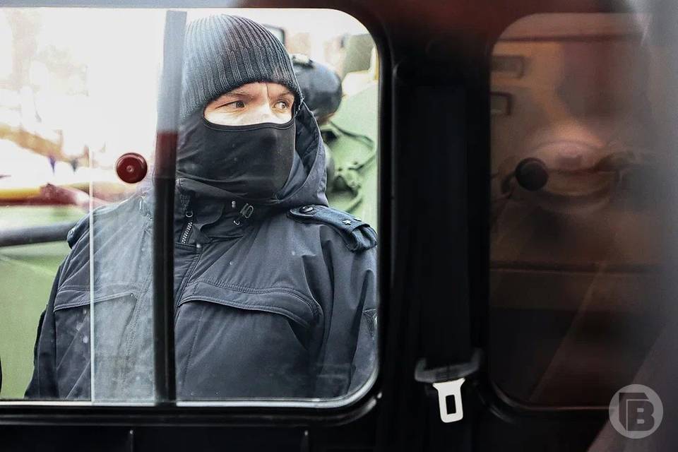 Экстремиста Георгия Хворостова осудили в Волгограде на 2 года