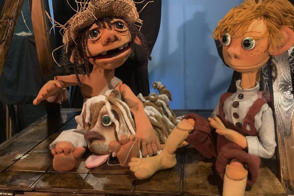 Юным волгоградцам кукольный театр покажет спектакль «Том Сойер»