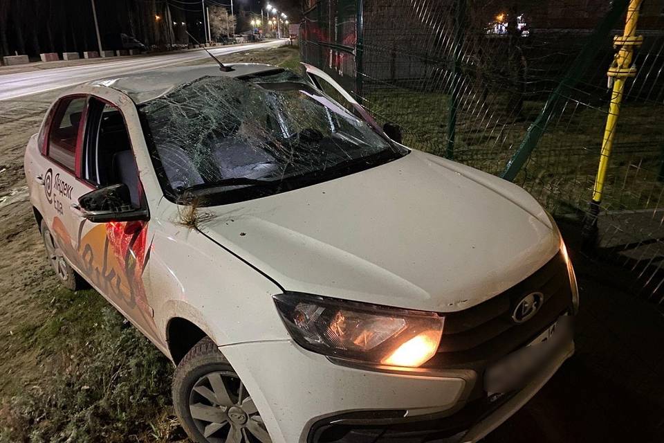 В Волгограде разбился водитель-курьер сервиса доставки «Яндекс. Еда»