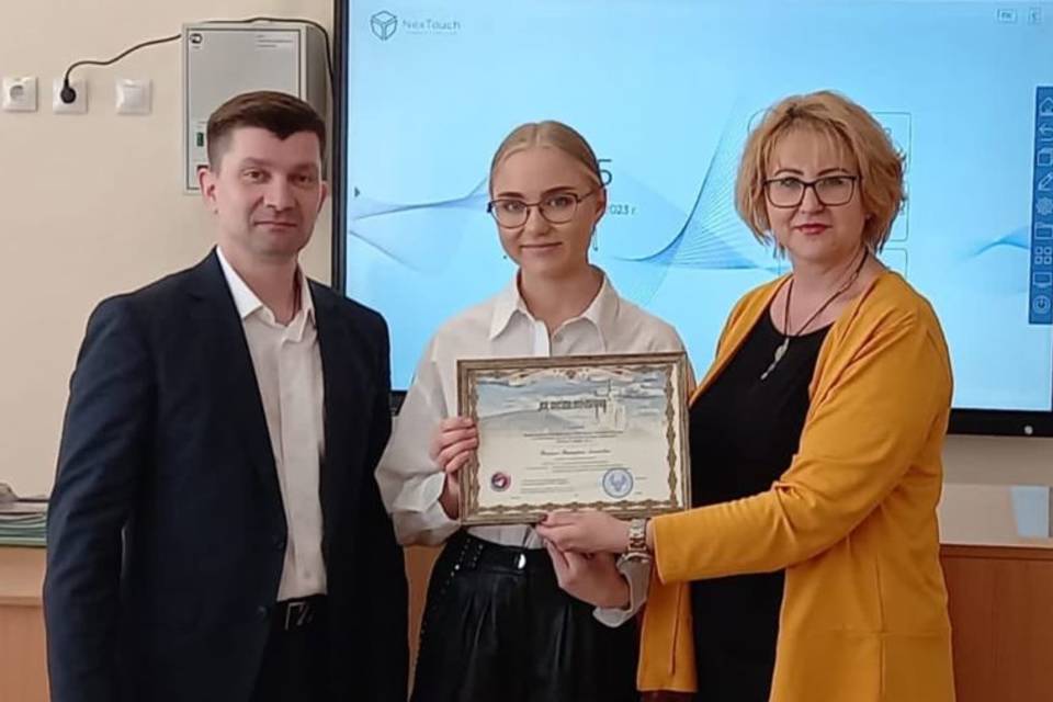 Волгоградская школьница победила на всероссийском конкурсе «Мой вклад в Величие России»