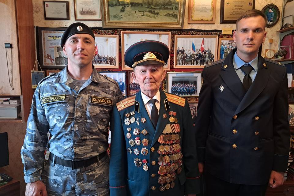 В Волгограде поздравили последнего участника Парада Победы 1945 года