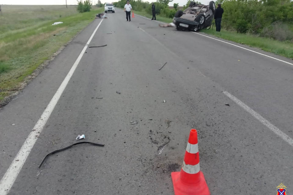 Три человека погибли в ДТП на трассе под Волгоградом