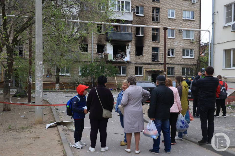 В Волгограде жильцам представили доклад о восстановлении дома по ул. Титова