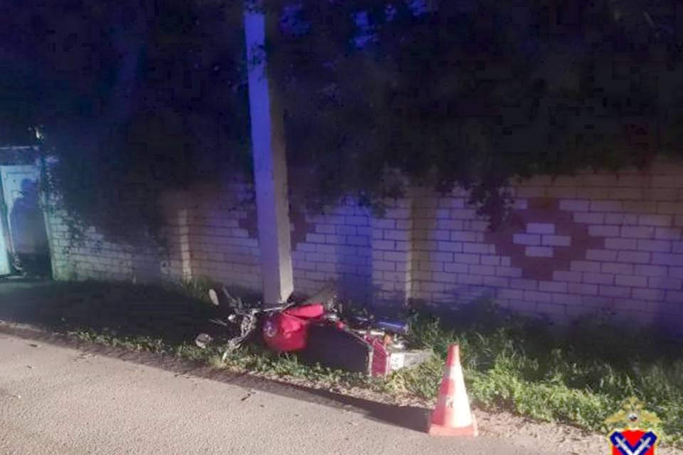 Под Волгоградом в ДТП разбился 19-летний мотоциклист
