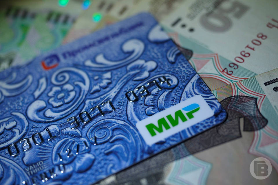 В Волгоградской области задержали похитителей банковской карты