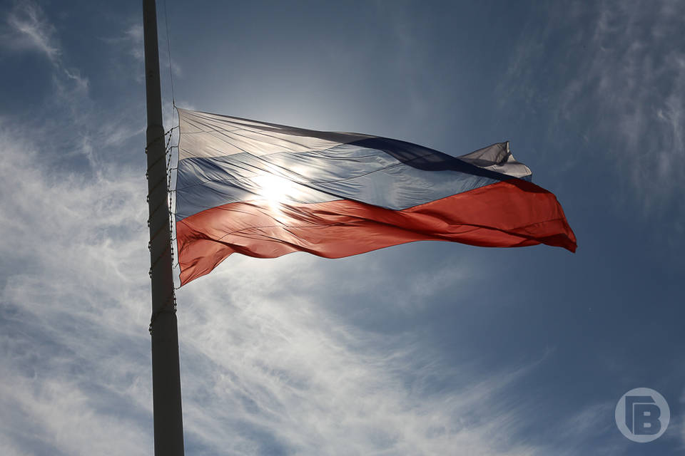 На набережную Волгограда вынесут 80-метровый триколор в День флага РФ