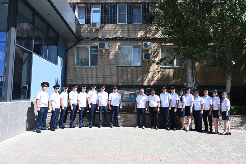 15 молодых офицеров пошли работать во ФСИН Волгоградской области