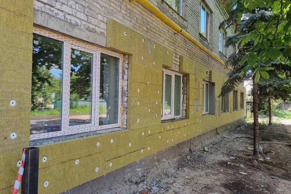 Центр занятости в станице Луганской в ЛНР помогают восстанавливать волгоградцы