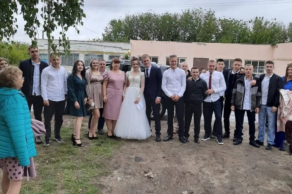 В Волгоградской области молодожены сочетались браком и отправились на выборы