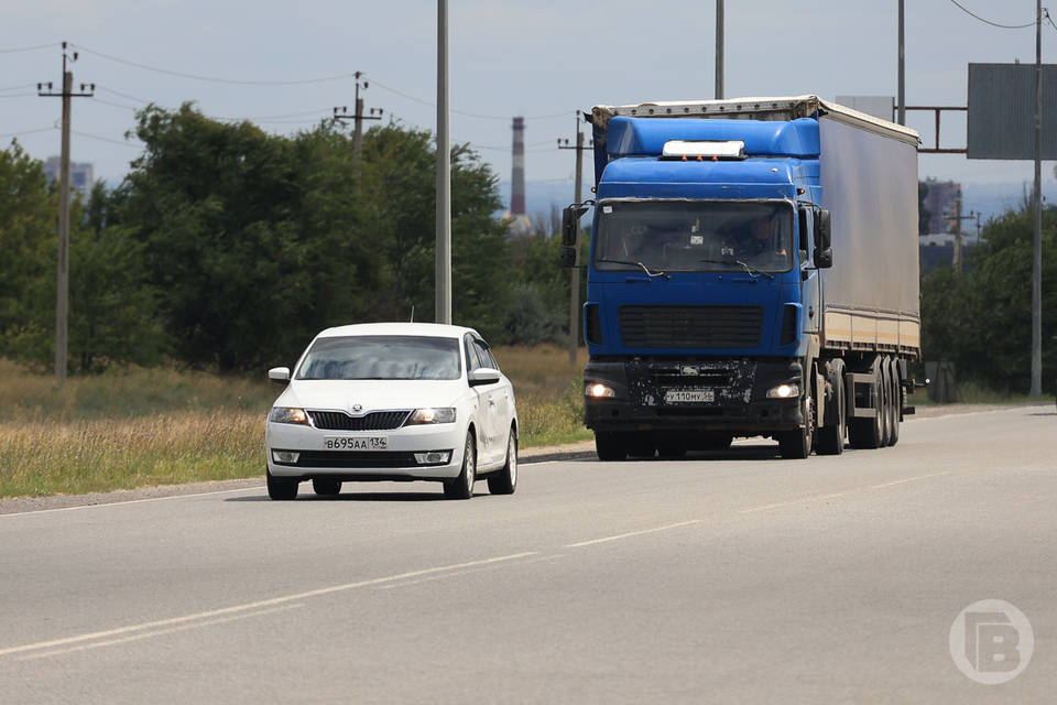 Дырка в талоне: за поведение на дорогах волгоградским водителям хотят выставлять оценки