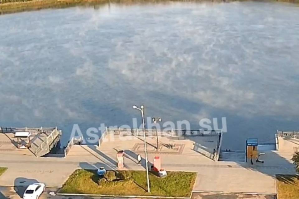 Из-за перепада температур Волга «закипела» и покрылась дымкой в Астрахани