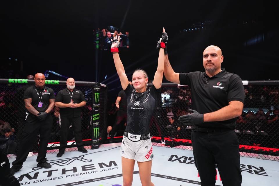 Волгоградка Виктория Дудакова победила Джин Ю Фрей на турнире #UFC294