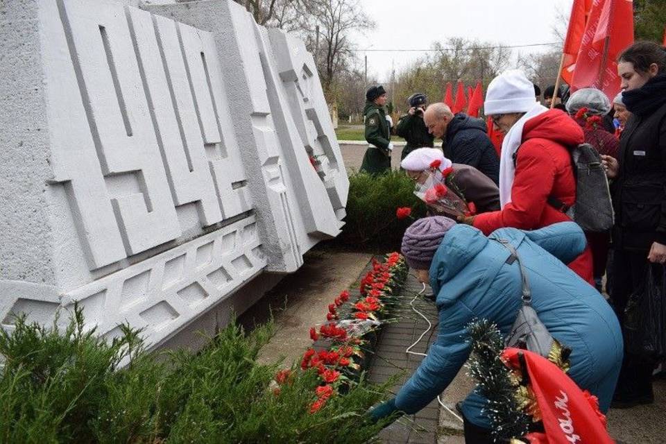 В Камышине вспомнили 2200 юношей и девушек, ушедших защищать Сталинград