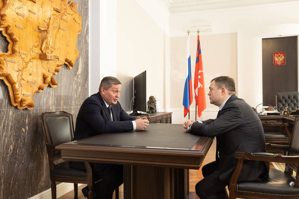 Волгоградский губернатор Андрей Бочаров провёл рабочую встречу с Петром Фрадковым