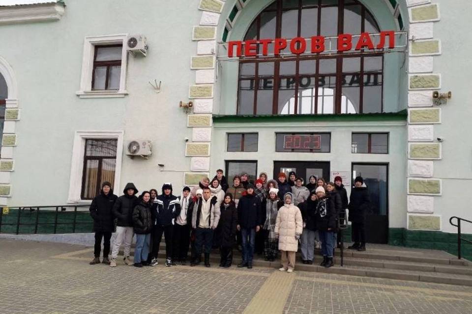 144 школьника из Камышина отправились в Нижний Новгород на «Уроки с путешествием»