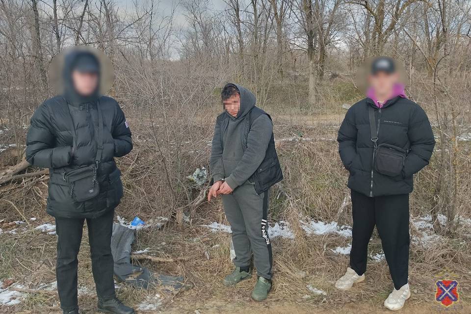 Наркозакладчика поймали прямо у тайника в Волгограде