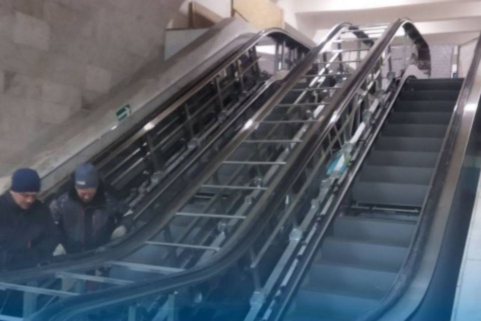 Новые эскалаторы установили на станции «Комсомольская» в Волгограде