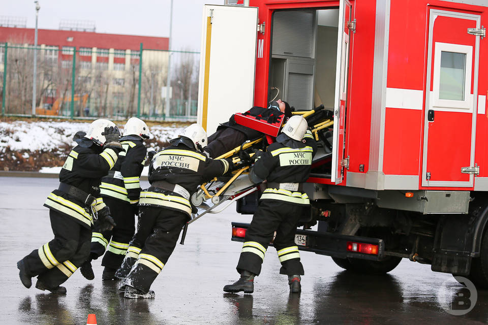 В Волгограде на пожаре в общежитии погиб один человек, еще один пострадал