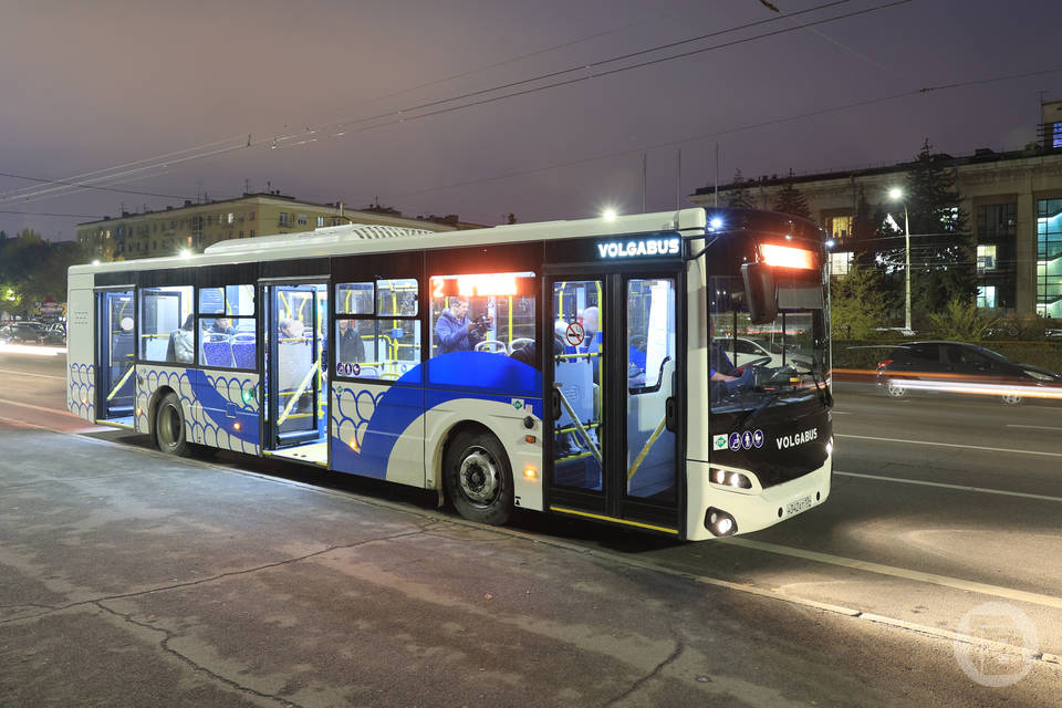 Волгоград получил 25 новых низкопольных пассажирских автобусов