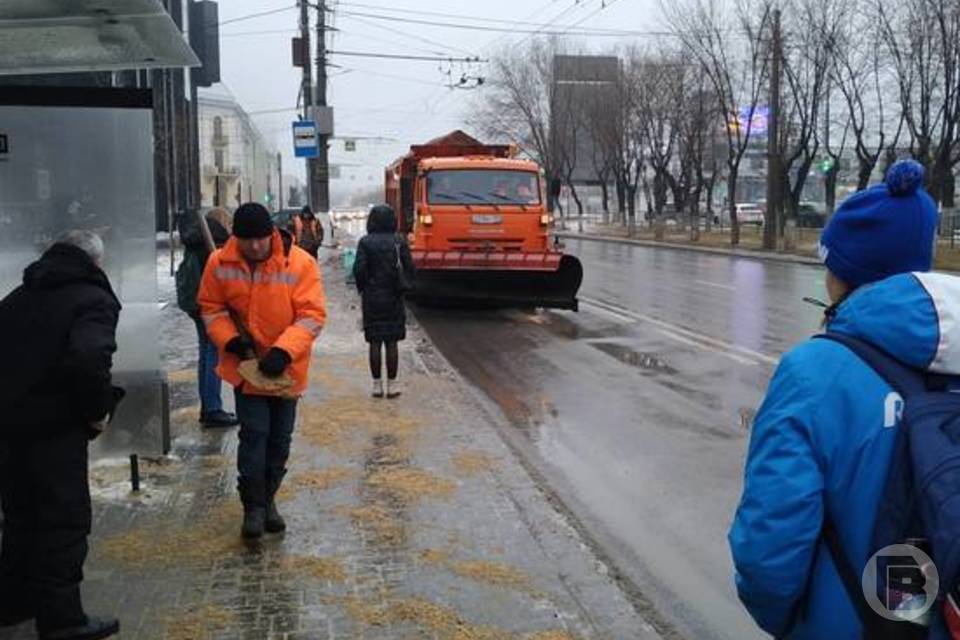 19 УК в Волгоградской области оштрафуют за ледяные дворы