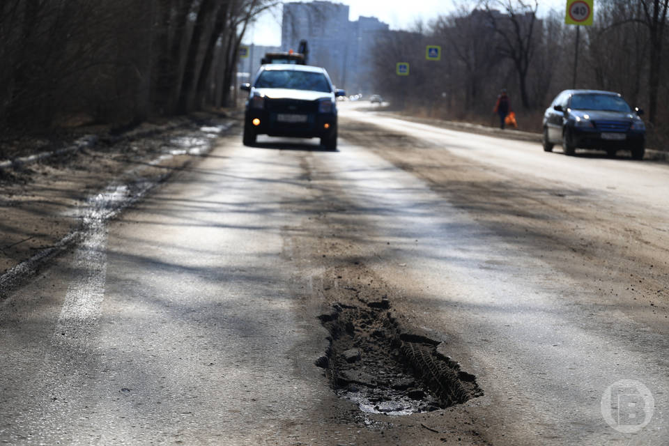 В Волгограде ремонтируют дороги с помощью технологии литого асфальтобетона