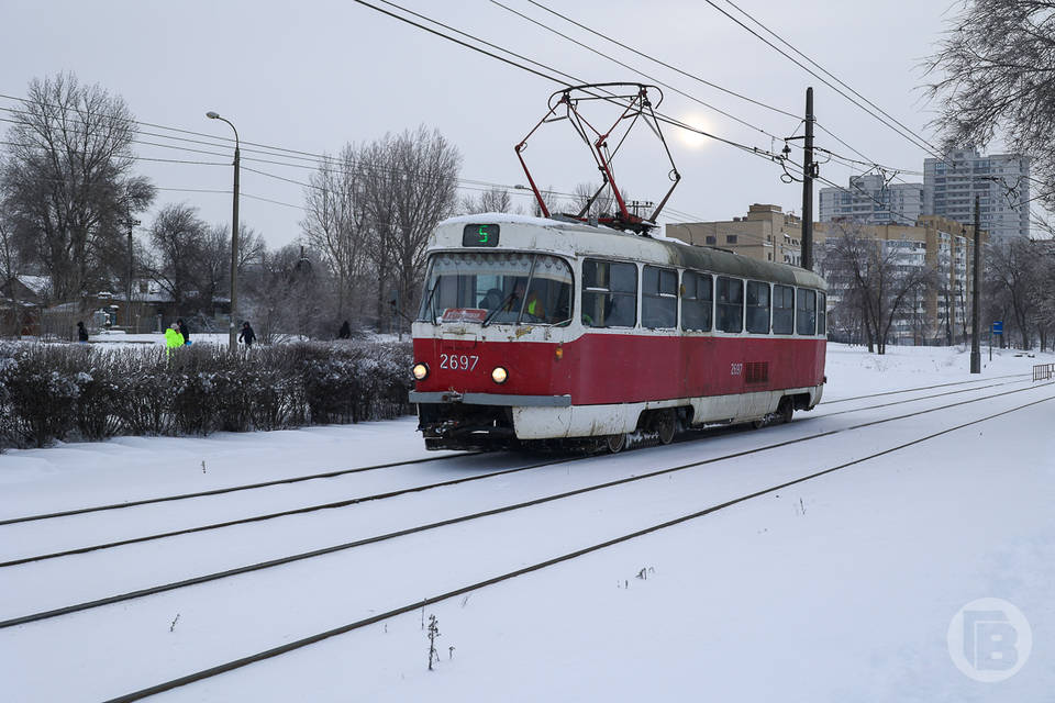 В Волгограде на Ангарском трамваи вернулись на обычные маршруты
