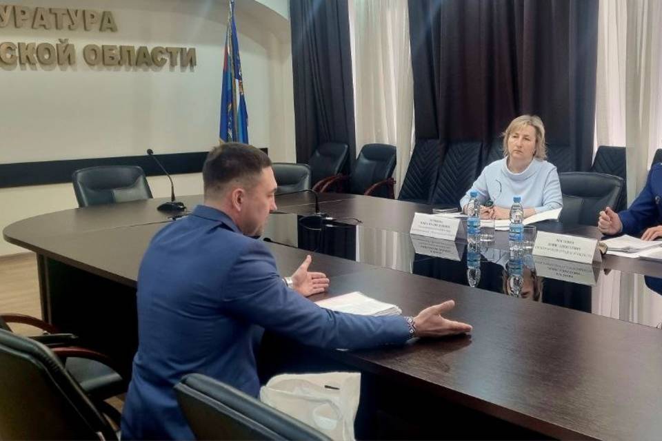 В Волгограде предприниматели пожаловались прокурору на полицейских