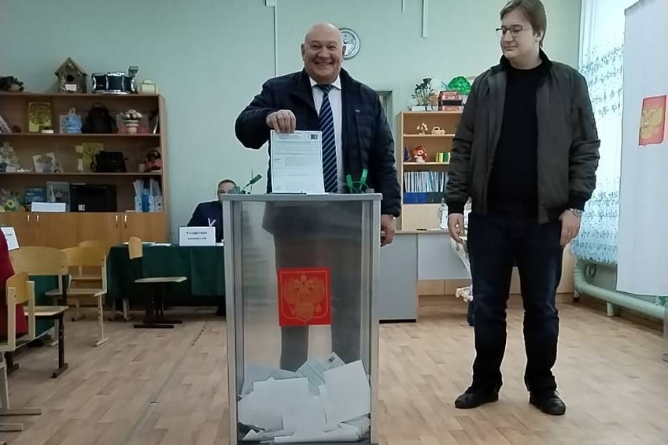Волгоградские аграрии голосуют на президентских выборах за будущее России