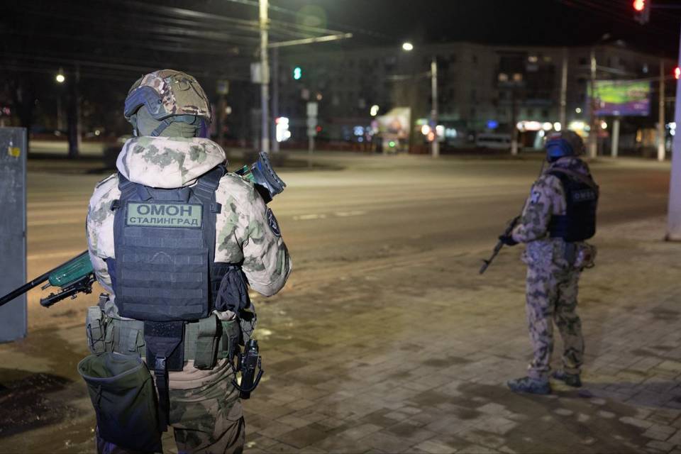 В Волгоградской области усилены патрули полиции и Росгвардии