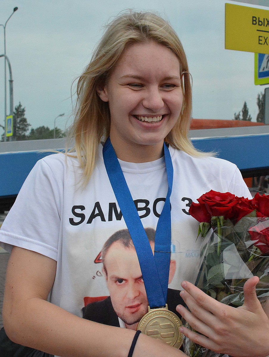 Виктория Дудакова, 20 лет