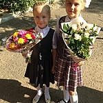Мирослава и Вика 7 и 6 лет