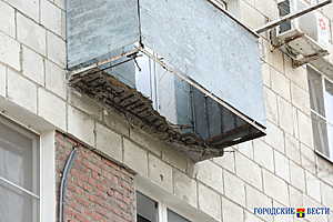 Обрушение балкона на Рабоче-Крестьянской