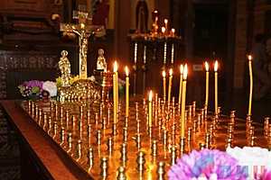 В волгоградских храмах молятся о погибших в Керчи