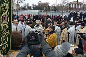 В Волгограде новый митрополит совершил торжественное водосвятие