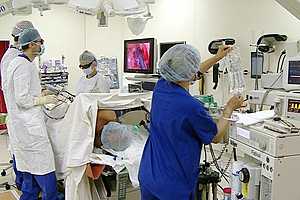 Волгоградские хирурги выполнили операцию в прямом эфире