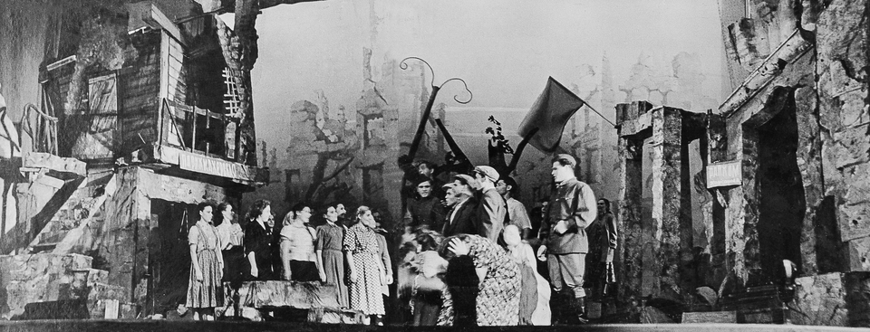 Текст очень страшный 1942 новый год. Очень страшный 1942 новый год. Как встречали новый 1942 год в Москве.