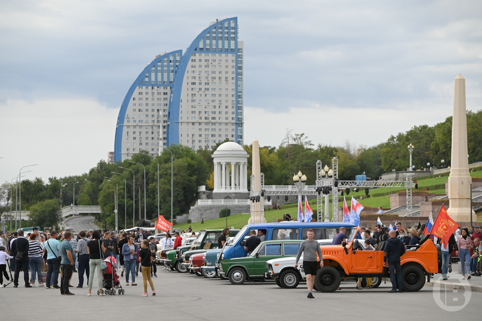 Едем волгоград. День города Волгоград. В Чите автопробег с Волгограда. Волгоград поехали. Автопробег на день города Волгоград.