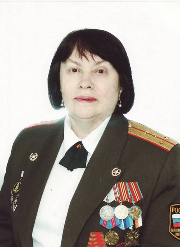Зинаида Андреева родилась в подвале Дома Павлова в Сталинграде в годы ВОВ и  сегодня встречает День Победы