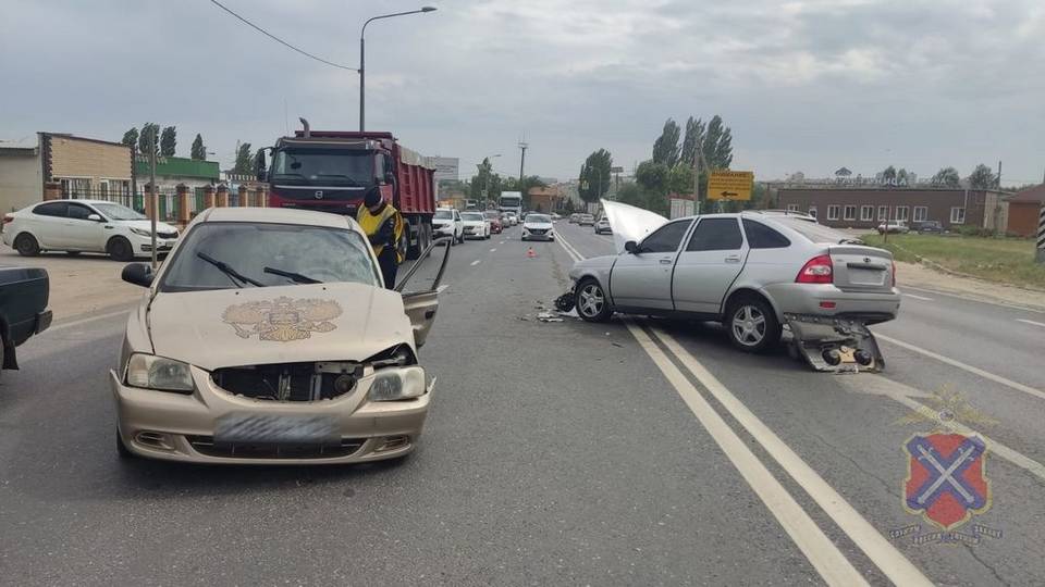 Кто разбился в дтп на демократической