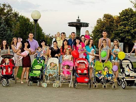 В Волгоградской области выбрали лучшие клубы молодых семей