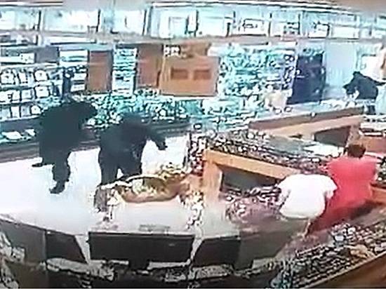 В Саратове при штурме застрелился один из камышинских налетчиков