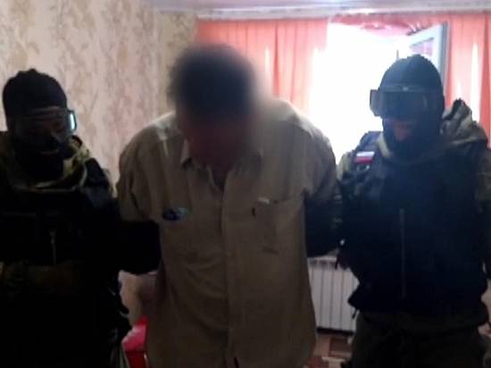 Под Волгоградом три человека распространяли наркотики