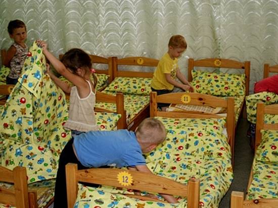 В детские сады Кировского района инвестор поставил 12 тысяч комплектов постельного белья