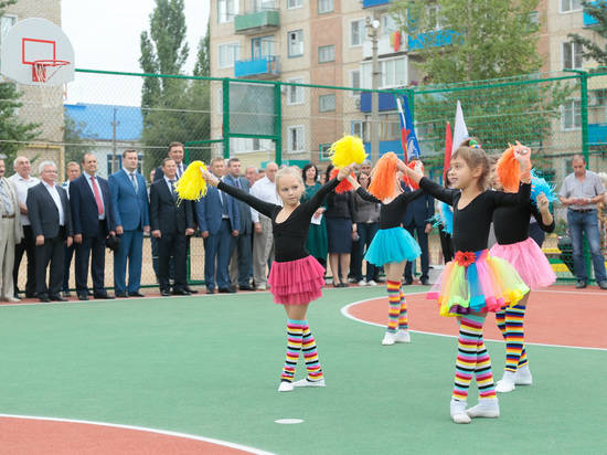 В Николаевском районе открылись две спортивные площадки