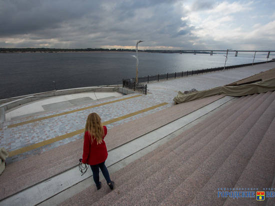 В Волгограде строят участок набережной за стадионом «Волгоград Арена»