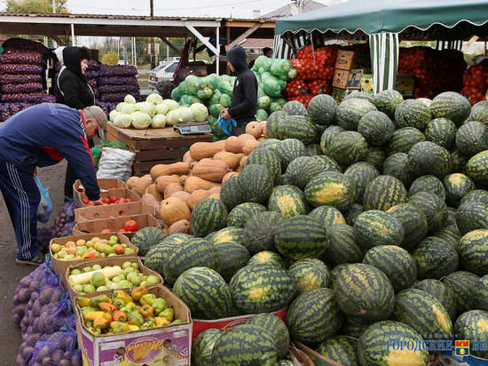 В Кировском районе день Покрова отметили ярмарочными гуляниями
