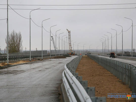 Движение по мосту через Ахтубу запустят до конца этого года