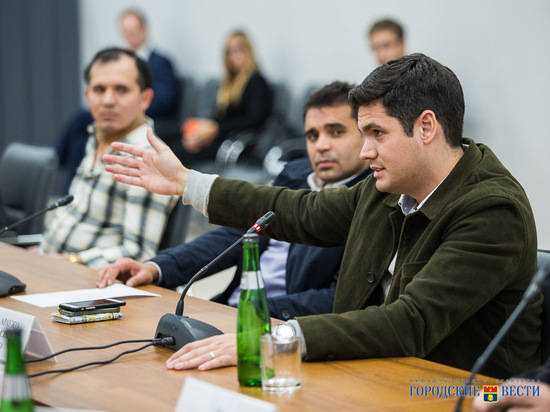 Иностранные журналисты: «Очень рады своими глазами увидеть подготовку Волгограда к ЧМ»