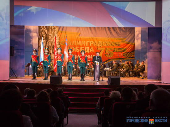 Во Дворце культуры Калача-на-Дону начался праздничный концерт