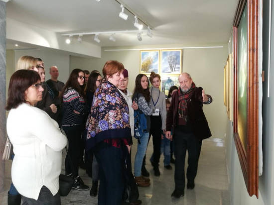 В волгоградском музее ИЗО экскурсоводом станет известный художник Владислав Коваль
